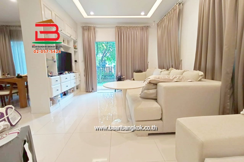 LINE_ALBUM_No.11153 บด ม.ดีไลน์ แอทซีน จตุโชติ_251027_27