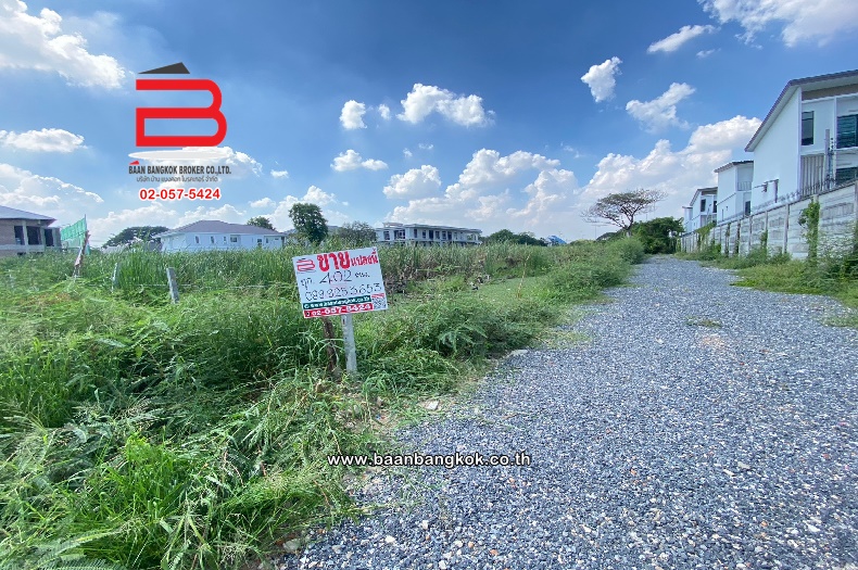 ที่ดินเปล่า ถนนกรุงเทพกรีฑา 8 แยก 3 เนื้อที่ 402 ตรว. หัวหมาก เขตบางกะปิ 