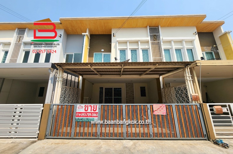 ทาวน์โฮม โครงการ โกลเด้นทาวน์ วัชรพล-สุขาภิบาล 5 เนื้อที่ 21.5 ตรว ถ.รามอินทรา แขวงออเงิน เขตสายไหม กรุงเทพมหานคร  