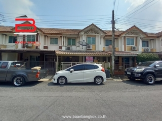 09214, ทาวน์เฮาส์ โครงการ พฤกษาวิลล์ 6 เนื้อที่ 18 ตรว. ถนนรามอินทรา แขวงบางชัน เขตคลองสามวา จ.กรุงเทพฯ
