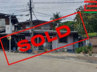 09796, ที่ดินพร้อมบ้าน 2 ชั้น เฉลิมพระเกียรติ ร.9 ซอย 55 เนื้อที่ 11.7 ตรว. ถ.เฉลิมพระเกียรติ ร.9 เขตประเวศ