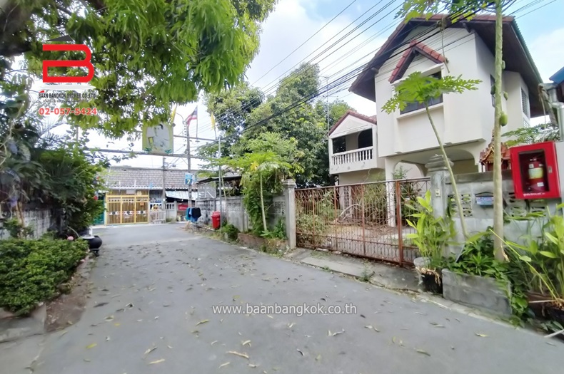 LINE_ALBUM_N.09361ที่ดิน+บ้าน76ตรวชุมชนจักรพงษ์ซ.วัดเวฬุ6_๒๔๐๔๑๗_21