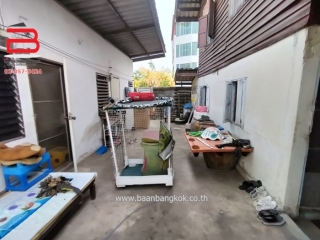 LINE_ALBUM_N.09394ที่ดินพร้อมกิจการห้องเช่า48ตรวซ.พหล56_๒๔๐๔๑๗_16