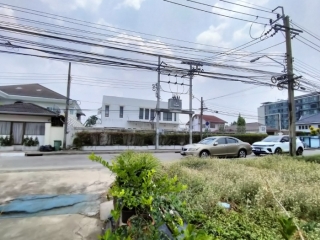 LINE_ALBUM_N.09394ที่ดินพร้อมกิจการห้องเช่า48ตรวซ.พหล56_๒๔๐๔๑๗_21