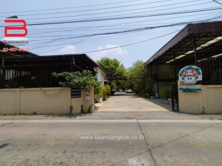 09387,  ที่ดินพร้อมกิจการอาคาร ซอยคลองสาม 2/1 เนื้อที่ 4 ไร่ ถนนรังสิต-นครนายก อ.คลองหลวง จ.ปทุมธานี