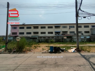 09463,  ที่ดินเปล่า หมู่บ้าน สราญธร คลอง 4 เนื้อที่ 191 ตรว. ใกล้โลตัสคลอง 4 ถนนพระองค์เจ้าสายคลอง 4 ตำบลบึงยี่โถ อำเภอธัญบุรี จังหวัดปทุมธานี