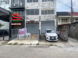 11215, อาคารพาณิชย์ เนื้อที่ 20 ตร.ว. ซอยนวมินทร์ 64 ใกล้ตลาดอินทรารักษ์ แขวงคลองกุ่ม เขตบึงกุ่ม 