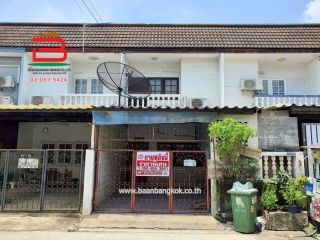 10923, ทาวน์เฮาส์ หมู่บ้าน สินทรัพย์นคร เนื้อที่ 18 ตรว. ซอยเทพรักษ์ 20 แขวงคลองถนน เขตบางเขน