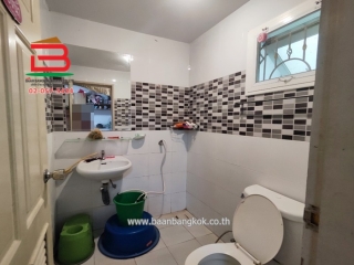 LINE_ALBUM_no.09747_240819_24