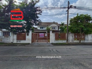 09648, ที่ดินพร้อมบ้าน ชวนชื่น บางเขน เนื้อที่ 131.2 ตรว. ถนนแจ้งวัฒนะ แขวงทุ่งสองห้อง เขตดอนเมือง กรุงเทพฯ
