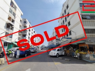 09801, ขาย/เช่า คอนโด บ้านสวนบางเขน ซอยพหลโยธิน 48 แยก 17/1 เนื้อที่ 20.54 ตรม. ใกล้ BTS สายหยุด ถนนพหลโยธิน แขวงคลองถนน เขตบางเขน กรุงเทพมหานคร