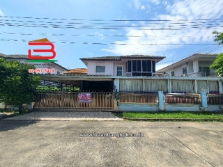 09855, บ้านเดี่ยว หมู่บ้าน พฤกษาวิลเลจ 29 คลอง 3 เนื้อที่ 51.5 ตารางวา เลียบคลองสาม-รังสิต ติดถนนโยธาธิการคูคต-คลองหลวง, ใกล้ดรีมเวิลด์ ถนนรังสิต-นครนายก ตำบลคลองสาม อำเภอคลองหลวง จังหวัดปทุมธานี   