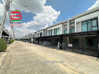 09904, ขาย/เช่า ทาวน์โฮม หมู่บ้าน พลีโน่ พหลโยธิน-วัชรพล 2 เนื้อที่ 22.7 ตารางวา ซอยพหลโยธิน 54/1, ใกล้รพ.ภูมิพล แขวงคลองถนน เขตสายไหม กรุงเทพมหานคร