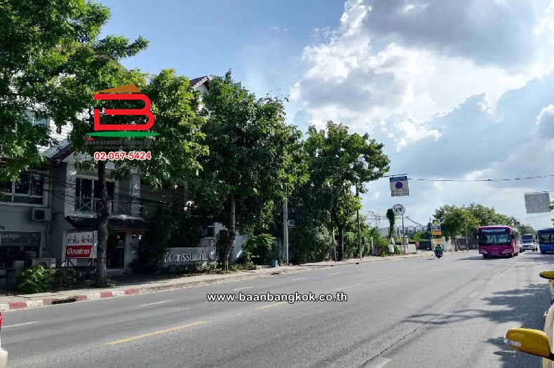 LINE_ALBUM_No.09967 LD. ติดถ.สุขาภิบาล 5 เนื้อที่ 2 ไร่ (เอ๋)_241014_1