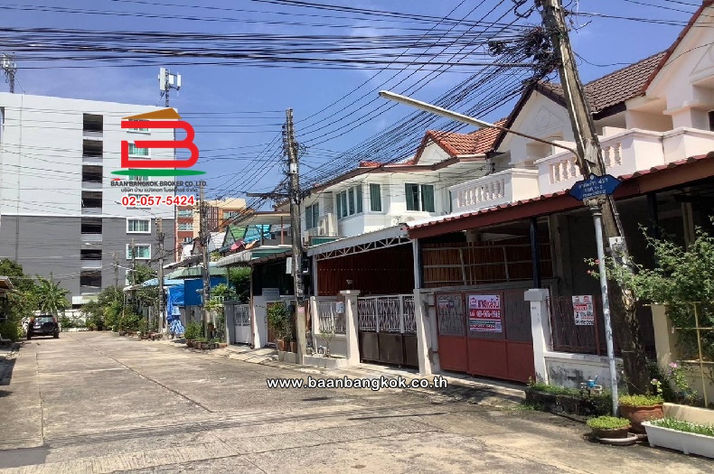 LINE_ALBUM_No.10052 TH.มบ.พรไพลิน 2 ลาดพร้าว 411 (เอ๋)_241104_22