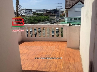 LINE_ALBUM_No.10052 TH.มบ.พรไพลิน 2 ลาดพร้าว 411 (เอ๋)_241104_6