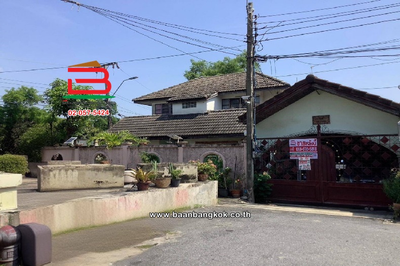 บ้านเดี่ยว หมู่บ้าน อัมรินทร์นิเวศ 3 ผัง 1 (ซอยสายไหม 13) เนื้อที่ 78 ตารางวา แขวงสายไหม เขตบางเขน(สายไหม) กรุงเทพมหานคร  