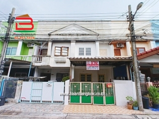 10054,  ทาวน์เฮาส์ หมู่บ้าน ศรีวิมลวิลล์ (ซอยสายไหม 74) เนื้อที่ 16 ตรว. ใกล้สายไหมอเวนิว ถนนพหลโยธิน แขวงสายไหม เขตสายไหม กรุงเทพมหานคร