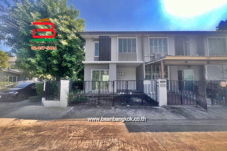 ทาวน์เฮาส์ หมู่บ้าน พฤกษาวิลล์ 89 รามอินทรา-วงแหวน (ซอยกาญจนาภิเษก 6/1) เนื้อที่ 25.3 ตารางวา ถนนกาญจนาภิเษก แขวงท่าแร้ง เขตบางเขน