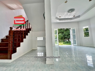 3-1FDD5FE9-F9FC-4FD8-9558-A7A0D8AF9CFD13