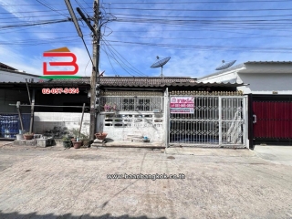 11758, ทาวน์เฮาส์ หมู่บ้าน บางเขนวิลล่า (สุขาภิบาล 5 ซอย 5 แยก 24) เนื้อที่ 22.1 ตร.ว. ใกล้สวนกีฬารามอินทรา ถนนสุขาภิบาล 5 แขวงท่าแร้ง เขตบางเขน