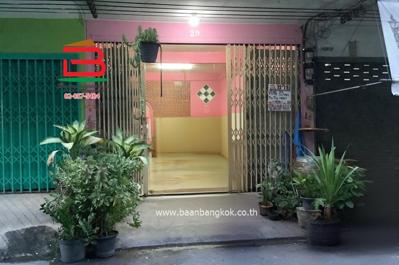 ขายอาคารพาณิชย์ 3 ชั้น ตลาดท้ายบ้าน (ใกล้โรงเรียนเซนต์ราฟาแอล) เนื้อที่ 13 ตรว. ตำบลท้ายบ้าน อำเภอเมืองสมุทรปราการ จังหวัดสมุทรปราการ