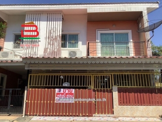 10095, ทาวน์เฮาส์ หลังมุม หมู่บ้าน วิเศษสุขนคร เฟส 3 (ซอยแสมดำ 26) เนื้อที่ 28 ตรว. ใกล้วัดแสมดำ ถนนพระรามที่ 2 ตำบลพันท้ายนรสิงห์  อำเภอเมืองสมุทรสาคร จังหวัดสมุทรสาคร