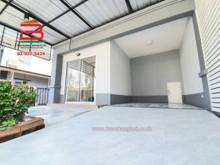 3-LINE_ALBUM_No.10269_250120_2013