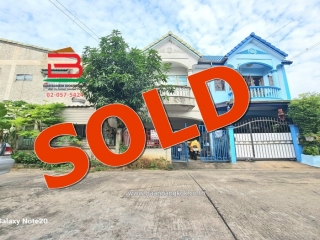 10404, ทาวน์เฮาส์ หมู่บ้าน ศุธาวัลย์ เนื้อที่ 25.4 ตรว. ซอยบางเลน 6 ใกล้  MRT สถานีบางพลู ต.บางเลน อ.บางใหญ่ จ.นนทบุรี