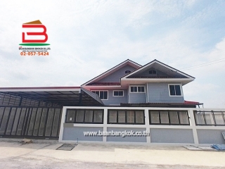 11161, บ้านเดี่ยว หมู่บ้าน กฤษดาเพลส เนื้อที่ 100 ตรว. ถนนกาญจนาภิเษก ต.คลองห้า อ.คลองหลวง จ.ปทุมธานี