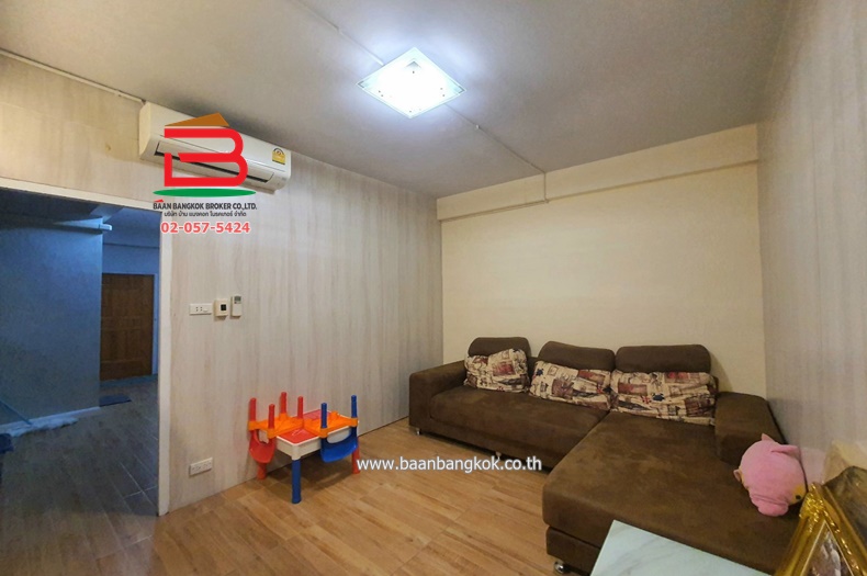 LINE_ALBUM_No.10464 อาคารพาณิชย์มั่งมีนคร_250324_17