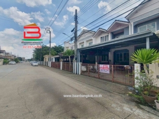 10569, ทาวน์เฮาส์ โครงการ บดินทร 2 เนื้อที่ 29.8 ตรว. ใกล้ซาฟารีเวิลด์ ถนนเลียบคลองสอง  แขวงบางชัน เขตคลองสามวา กรุงเทพฯ