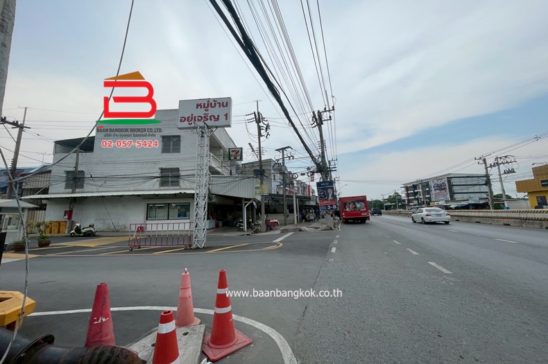 LINE_ALBUM_No.010623 ม.อยู่เจริญ1_250506_3
