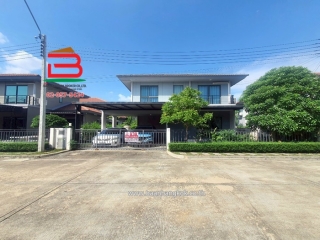10574, บ้านเดี่ยว โครงการ เพฟ รามอินทรา-วงแหวน (ซอยกาญจนาภิเษก 4) เนื้อที่ 50.6 ตรว. ใกล้วัดพระยาสุเรนทร์ , แฟชั่นไอส์แลนด์ ถนนรามอินทรา แขวงออเงิน เขตสายไหม กรุงเทพมหานคร
