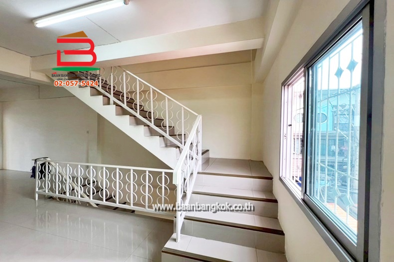 LINE_ALBUM_No.10364 อาคารพาณิชย์ 3.5ชั้น แอร์วิลล่า คลอง2_250513_26