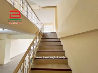 LINE_ALBUM_No.10364 อาคารพาณิชย์ 3.5ชั้น แอร์วิลล่า คลอง2_250513_22