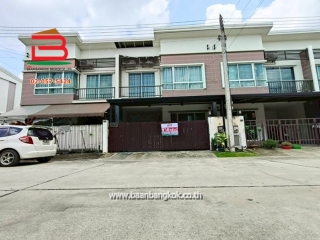 10519, ทาวน์เฮาส์ โครงการ ศุภาลัย เบลล่า ลำลูกกา คลอง 4 เนื้อที่ 16.6 ตรว. ถนนไสวประชาราษฎร์ ต.ลาดสวาย อ.ลำลูกกา จ.ปทุมธานี