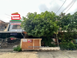 10694, ทาวน์เฮาส์ หมู่บ้าน อรุณวรรณ 2 เนื้อที่ 21.4 ตร.ว สุขาภิบาล 5 ซอย 75 แขวงออเงิน เขตสายไหม กรุงเทพมหานคร 