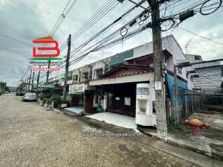 10665, ทาวน์เฮาส์ หมู่บ้าน ทองสถิตย์วิลล่า 6 เนื้อที่ 23.8 ตร.ว ซอยสายไหม 78 แขวงสายไหม เขตบางเขน กรุงเทพมหานคร   
