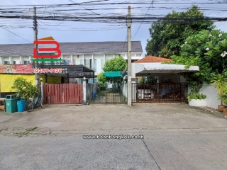 10654, ทาวน์เฮาส์ นวมินทร์ 42 แยก 27 เนื้อที่ 26.6 ตร.ว ใกล้ชอคโกแลตวิลล์ แขวงคลองกุ่ม เขตบึงกุ่ม กรุงเทพมหานคร   