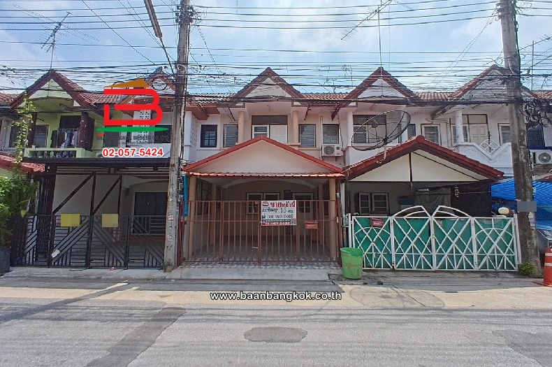 ทาวน์เฮาส์ หมู่บ้าน มนชญา 1 เนื้อที่ 16 ตร.ว ซอยสายไหม 21 แขวงสายไหม เขตสายไหม กรุงเทพมหานคร