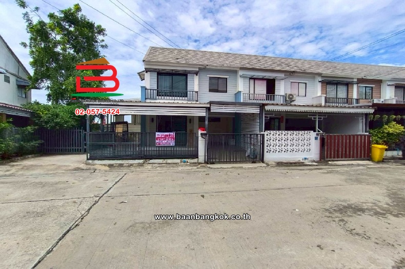 ทาวน์เฮาส์ บ้านพฤกษา 54 เนื้อที่ 28.3 ตร.ว ตำบลบางแม่นาง อำเภอบางใหญ่ จังหวัดนนทบุรี  