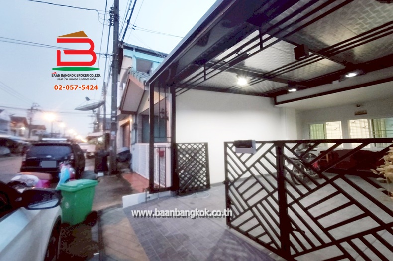 ทาวน์เฮาส์ หมู่บ้าน อัมรินทร์ 3 ผัง 4 เนื้อที่ 16 ตรว. ถนนสายไหม เขตสายไหม จ.กรุงเทพมหานคร