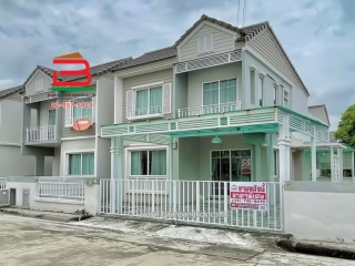 10689,  บ้านแฝด หมู่บ้าน อารียา เดอะวิลเลจ ลําลูกกา-คลอง 5 เนื้อที่ 44.8 ตรว. ใกล้รร.วัดปัญจทายิกาวาส ถนนลำลูกกา ตำบลลาดสวาย อำเภอลำลูกกา จังหวัดปทุมธานี