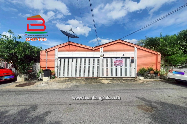 บ้านเดี่ยว หมู่บ้าน ทหารกองหนุน บางชัน เนื้อที่ 45 ตร.ว (ซอยพระยาสุเรนทร์ 28) แขวงบางชัน เขตคลองสามวา กรุงเทพมหานคร