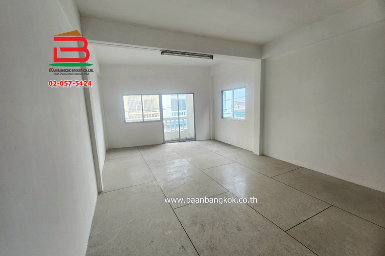 3-LINE_ALBUM_N0.010866อาคารพาญิชย์ซ.ประชาราษฎร์16_250709_2413