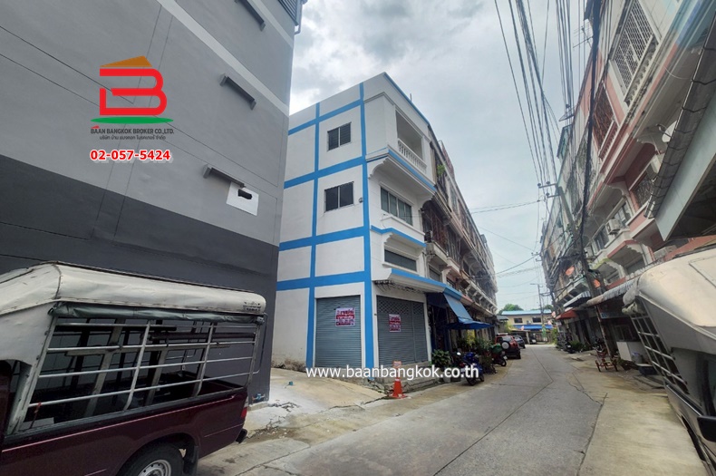 3-LINE_ALBUM_N0.010866อาคารพาญิชย์ซ.ประชาราษฎร์16_250709_3813