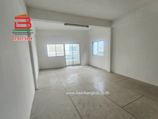 3-LINE_ALBUM_N0.010866อาคารพาญิชย์ซ.ประชาราษฎร์16_250709_2413