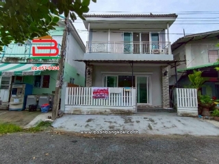 11093, ทาวน์เฮาส์ การเคหะฉลองกรุง เนื้อที่ 22.6 ตร.ว ซอยสังฆประชา แขวงหนองจอก เขตหนองจอก กรุงเทพมหานคร   