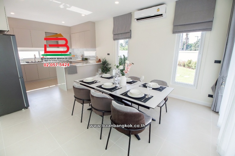 LINE_ALBUM_No . 10369 Poolvilla HuaHin_250901_18